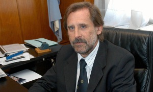 Lic. Carlos Rafael Fernandez, Ministro de Economia